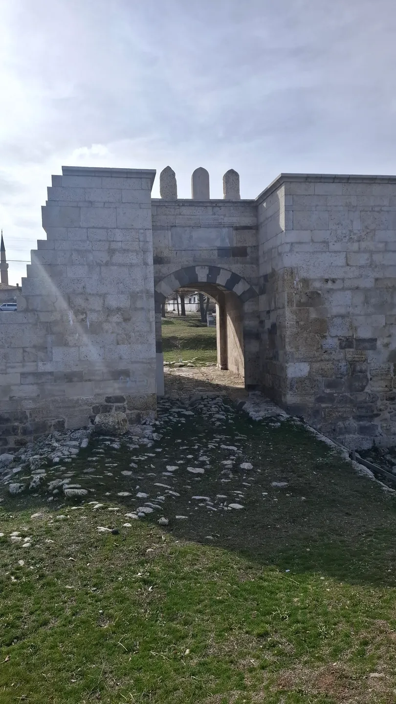 Tor zur Altstadt İçerişehir